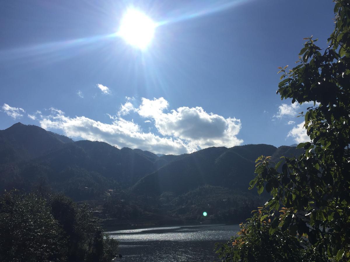 Freedom Homestay & Trekking サパ エクステリア 写真